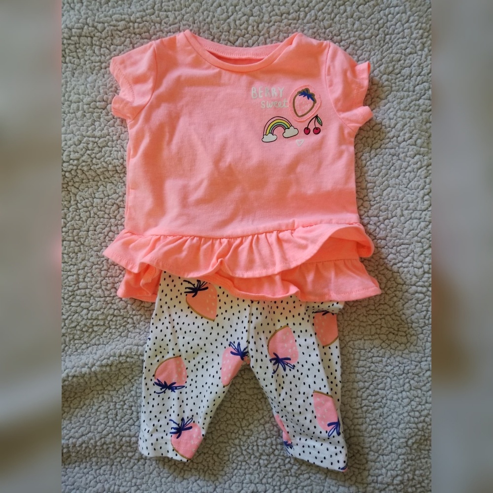 Carter's "berry sweet" summer outfit